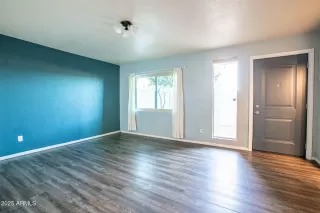 Photo #1: 6958401 Listing