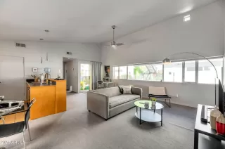 Photo #1: 6958427 Listing 