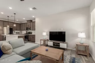 Photo #6: 6958600 Listing