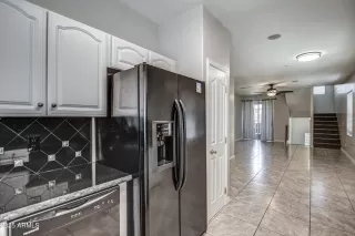 Photo #6: 6958687 Listing