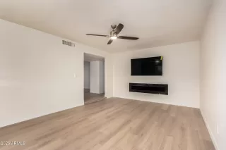 Photo #3: 6959151 Listing