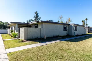 Photo #2: 6959174 Listing