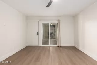 Photo #3: 6959174 Listing