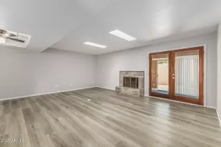 Photo #4: 6959898 Listing 