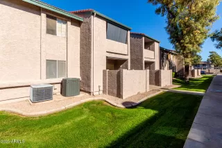 Photo #2: 6959942 Listing 