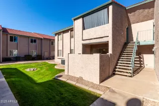 Photo #3: 6959942 Listing 