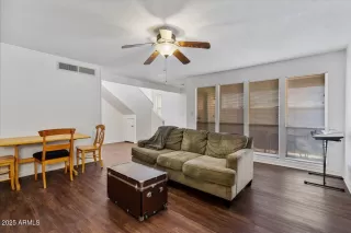 Photo #1: 6960001 Listing