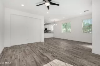 Photo #4: 6960024 Listing 