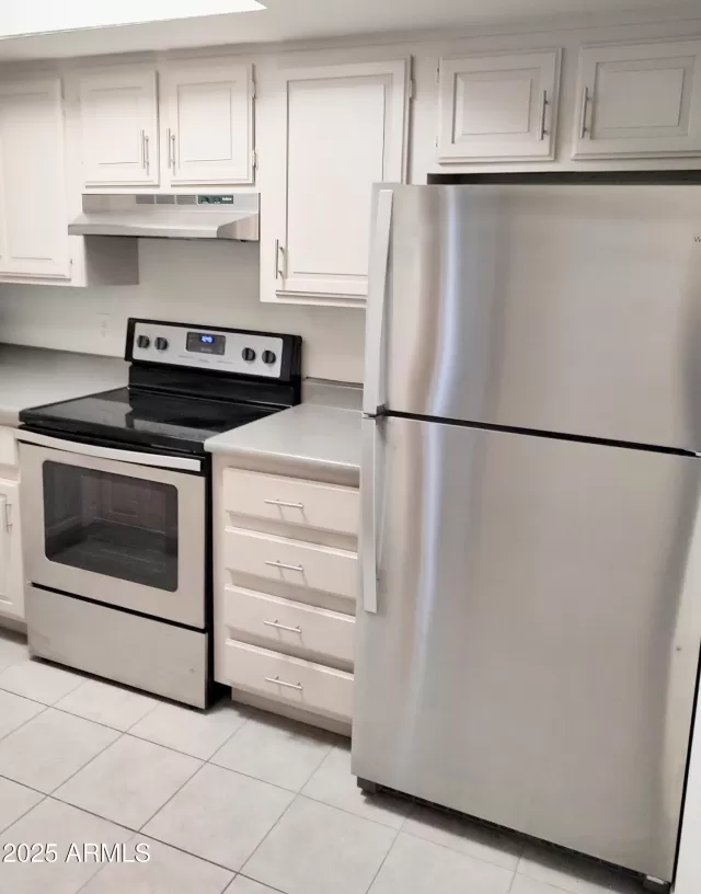 MLS: 6960381 Condo For Sale