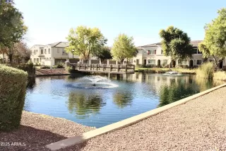 Photo #5: 6960578 Listing 