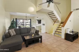 Photo #2: 6960678 Listing 