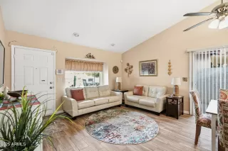 Photo #6: 6960763 Listing