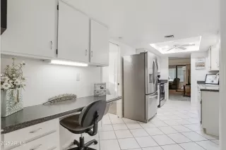 Photo #5: 6960840 Listing 