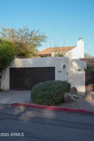 Photo #1: 6960956 Listing 