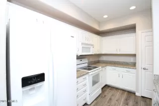 Photo #4: 6961226 Listing 