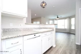 Photo #5: 6961226 Listing 