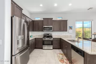 Photo #1: 6961418 Listing 