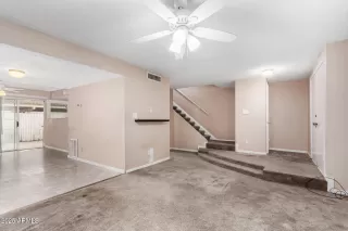 Photo #5: 6961430 Listing 