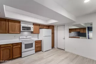 Photo #1: 6961818 Listing