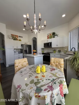 Photo #3: 6961904 Listing 