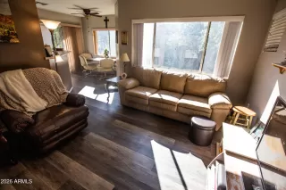 Photo #5: 6961919 Listing 