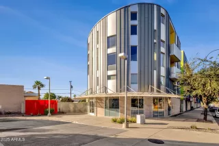 Photo #2: 6962025 Listing