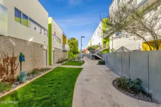 Photo #3: 6962025 Listing