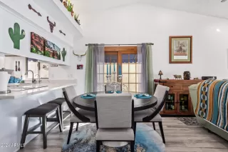 Photo #5: 6962189 Listing 