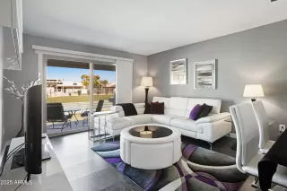 Photo #1: 6962301 Listing 