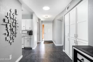 Photo #4: 6962301 Listing 