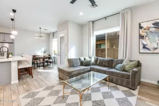 Photo #4: 6962462 Listing 