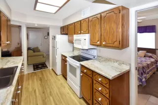 Photo #6: 6962624 Listing