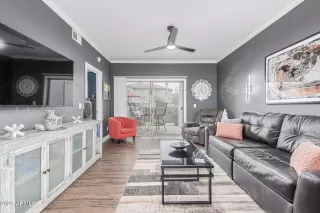 Photo #6: 6962744 Listing 