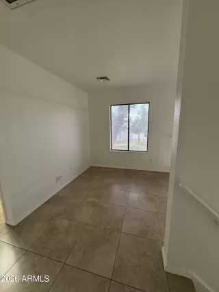 Photo #6: 6962867 Listing