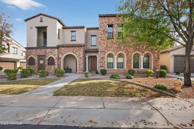 MLS: 6962874 Condo For Sale