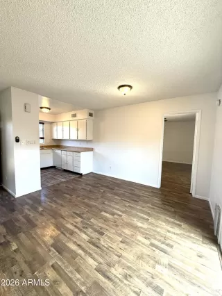 Photo #3: 6962960 Listing 