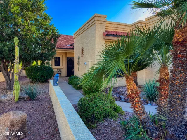 MLS: 6963056 Condo For Sale