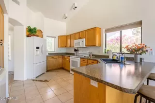 Photo #6: 6963056 Listing 