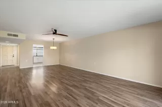 Photo #4: 6963108 Listing