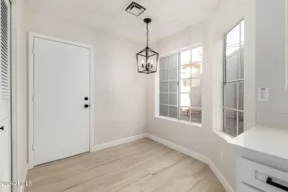 Photo #6: 6963241 Listing 