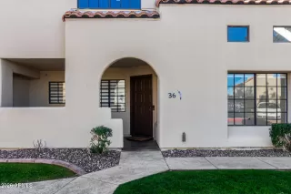 Photo #3: 6963416 Listing