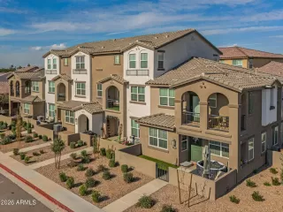 Photo #1: 6963435 Listing 