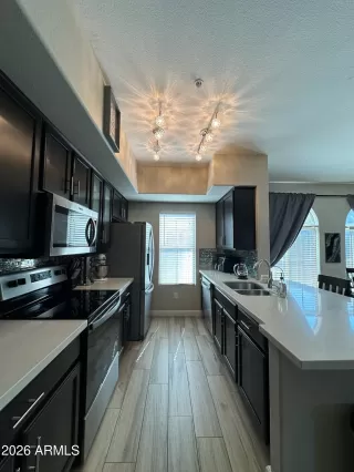 Photo #2: 6963450 Listing 