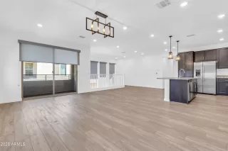 Photo #6: 6963915 Listing 