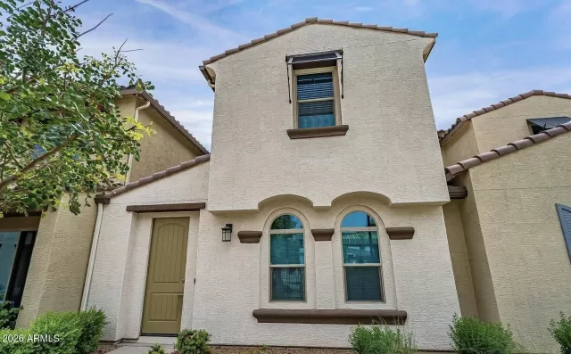 MLS: 6964027 Condo For Sale