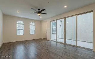 Photo #3: 6964027 Listing 