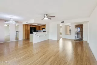 Photo #1: 6964195 Listing 