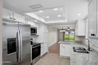 Photo #3: 6964232 Listing 