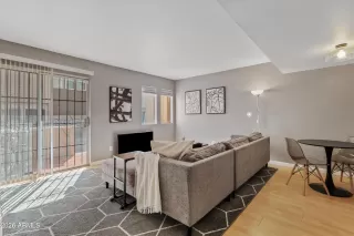 Photo #6: 6964495 Listing 