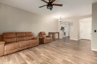 Photo #4: 6964591 Listing 